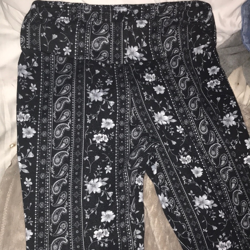 Flare Leggings with a pattern